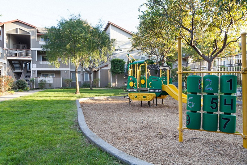 ALDERWOOD PARK photo 5